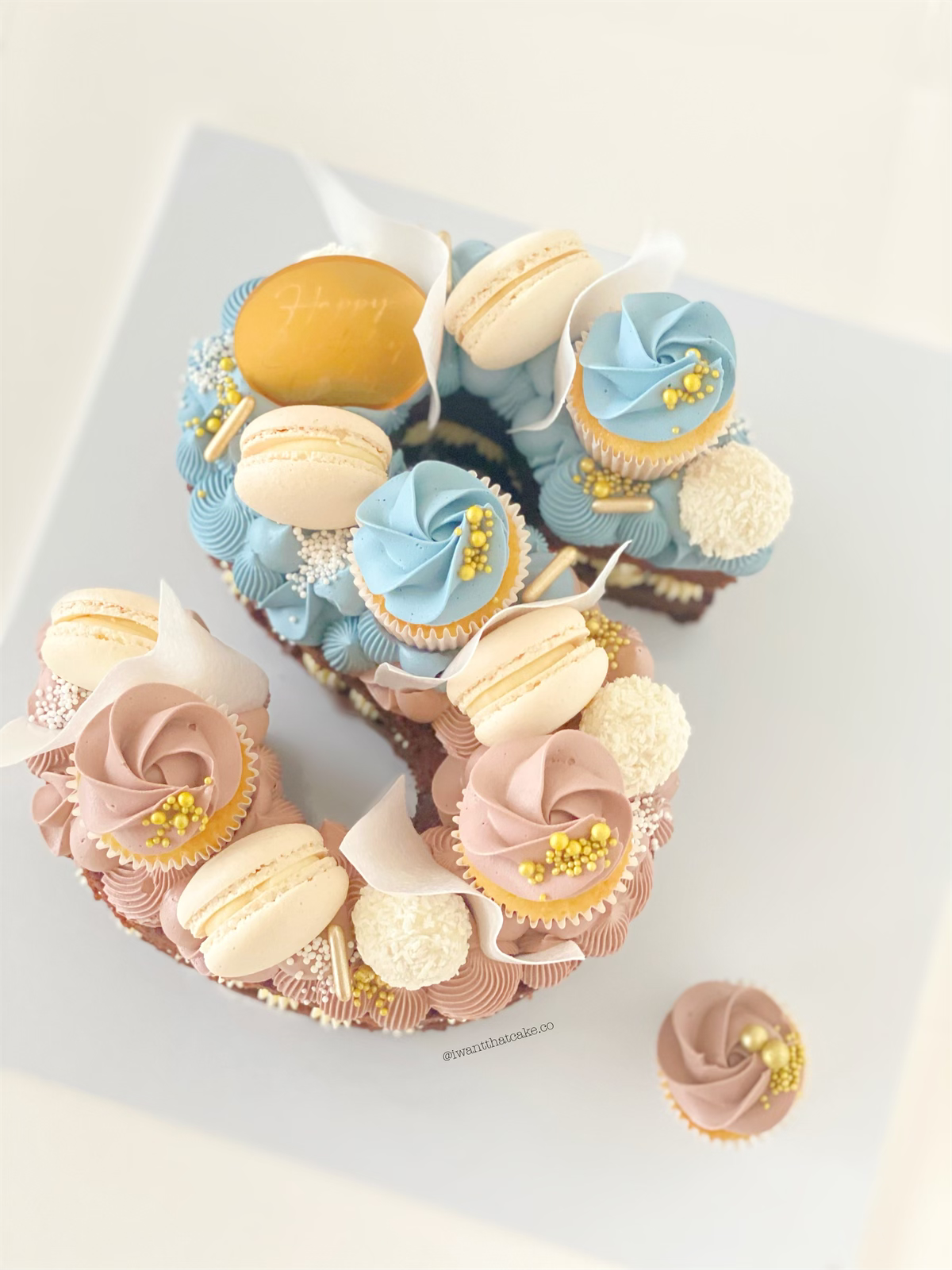 Letter & Number Cakes