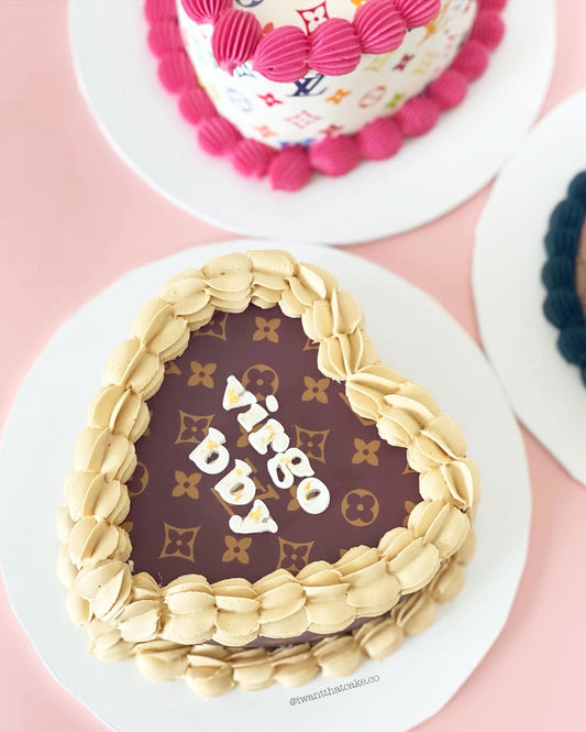 Luxe Text Cakes